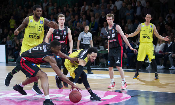 这说明他在 这说明他在