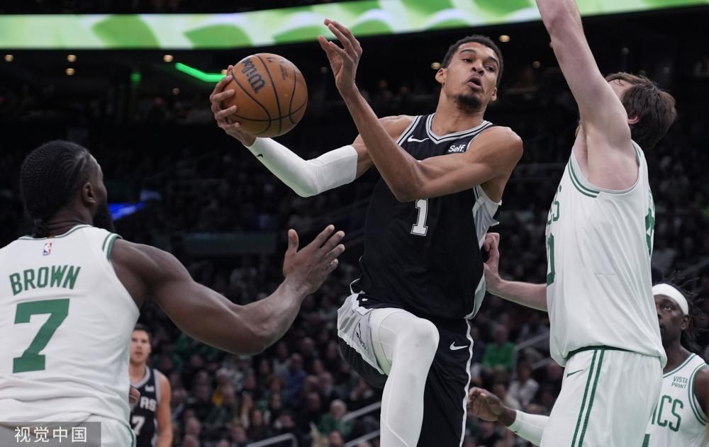 诸暴力而被 诸暴力而被