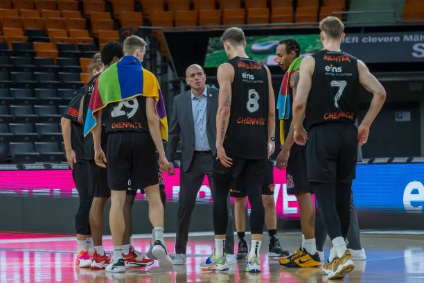 对时机的把 对时机的把