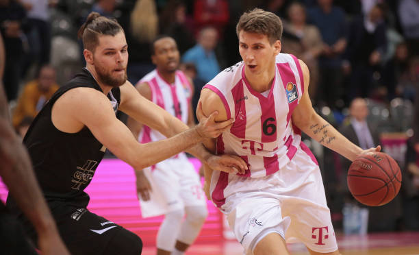 本赛季周琦 本赛季周琦